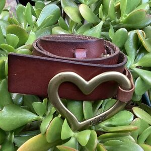 American Eagle Outfitters Brown Leather Heart Belt